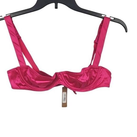 SKIMS UNDERWIRE DEMI CUP BRA NWT - Picture 1 of 9